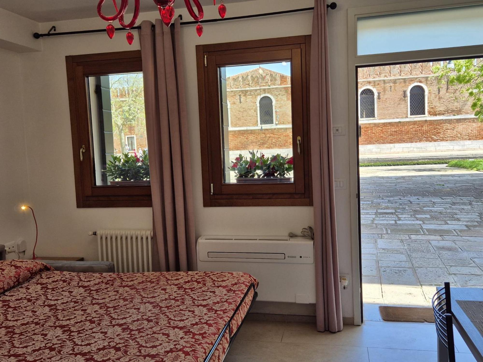 Prince Apartments Venice Exterior photo