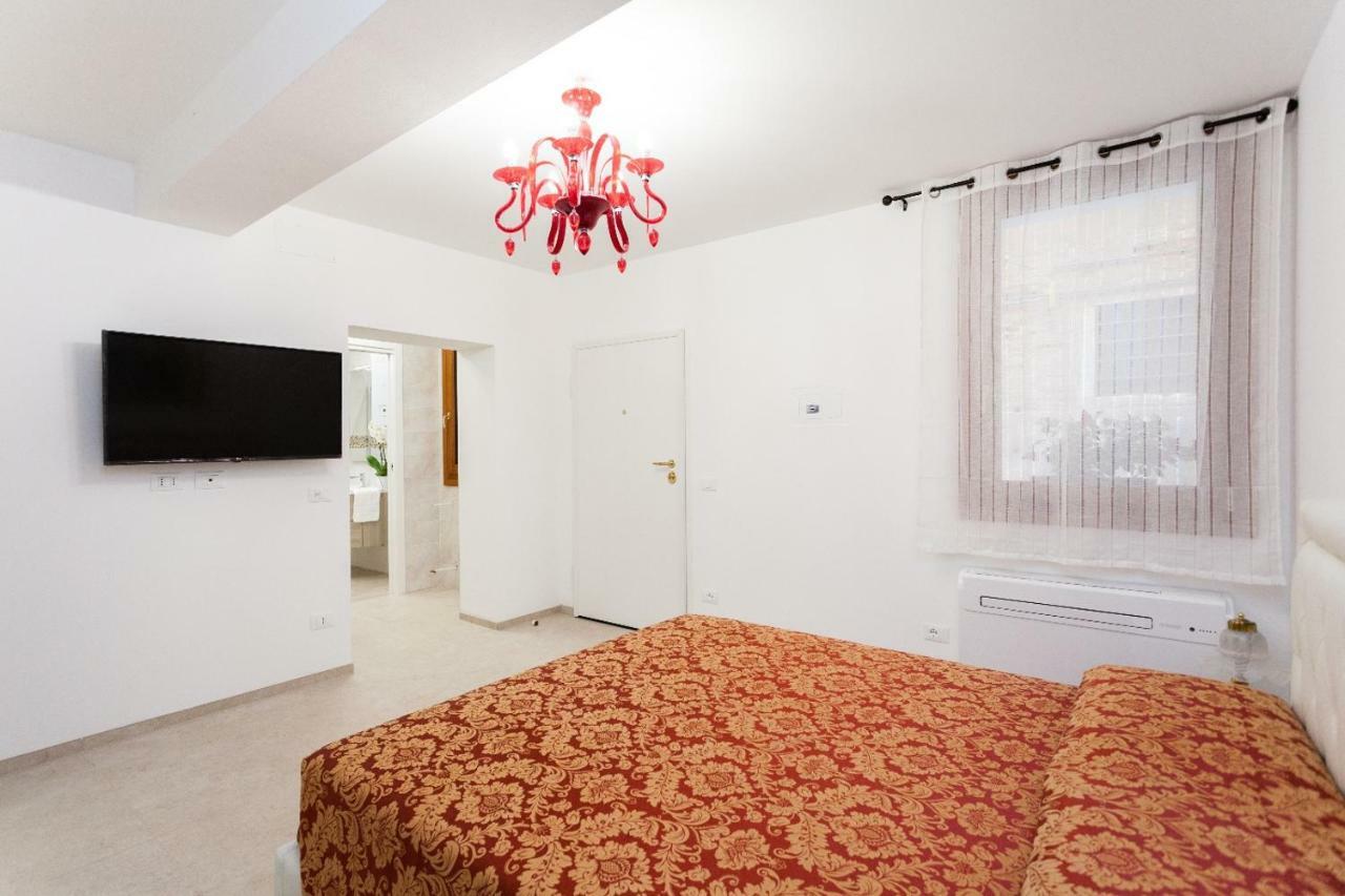 Prince Apartments Venice Exterior photo